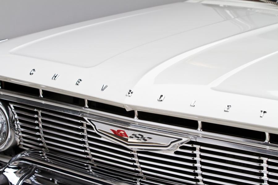 Детали экстерьера Chevrolet Impala SS 409 1961 года  (фото 18 из 30)